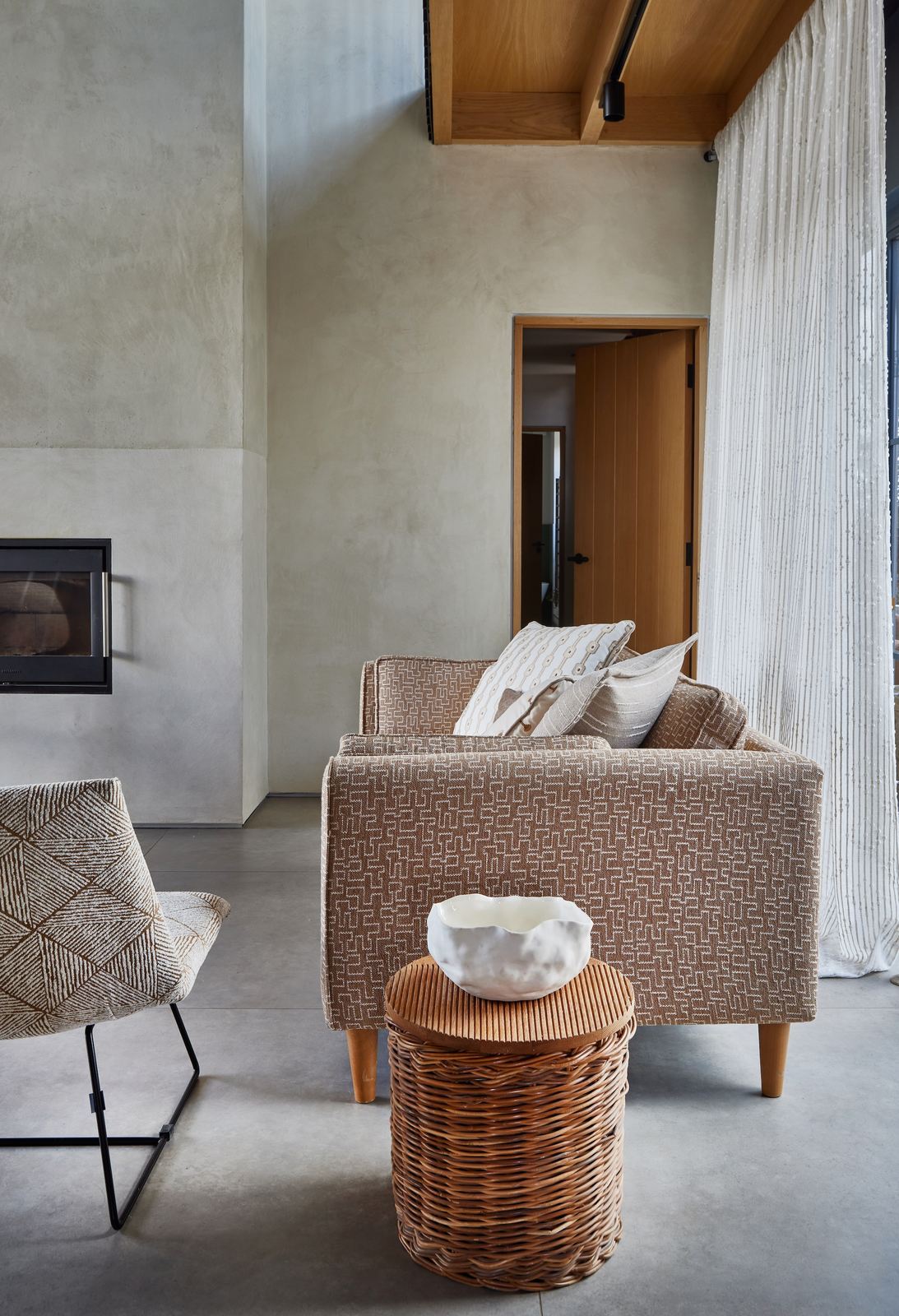 Wohnraum mit strukturierten Stoffen aus der Brodie Collection