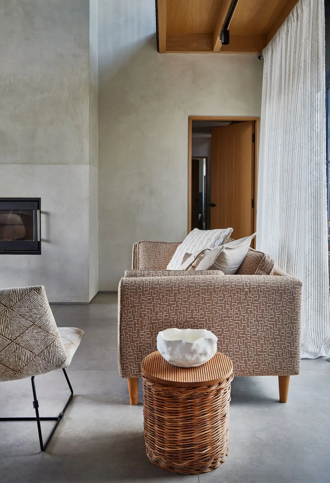 Wohnraum mit strukturierten Stoffen aus der Brodie Collection